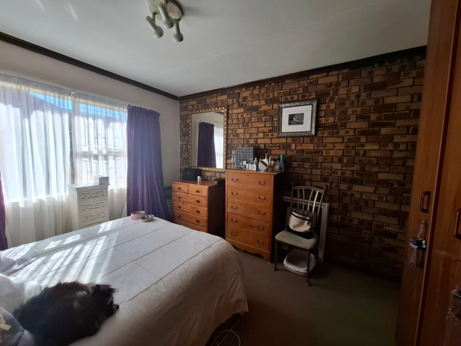 2 Bedroom Property for Sale in Hospitaalpark Free State